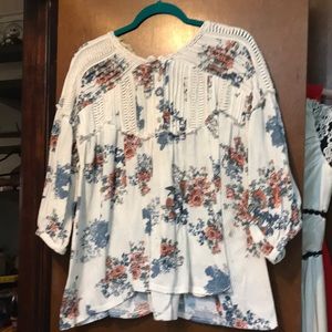 Gimmicks Sz large white floral print shirt
